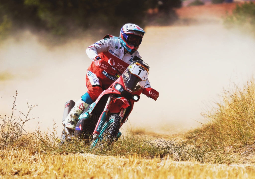 UN RAPIDÍSIMO JAVIER VEGA HA GANADO LA ETAPA SÚPER ESPECIAL DEL RALLYE DE CUENCA